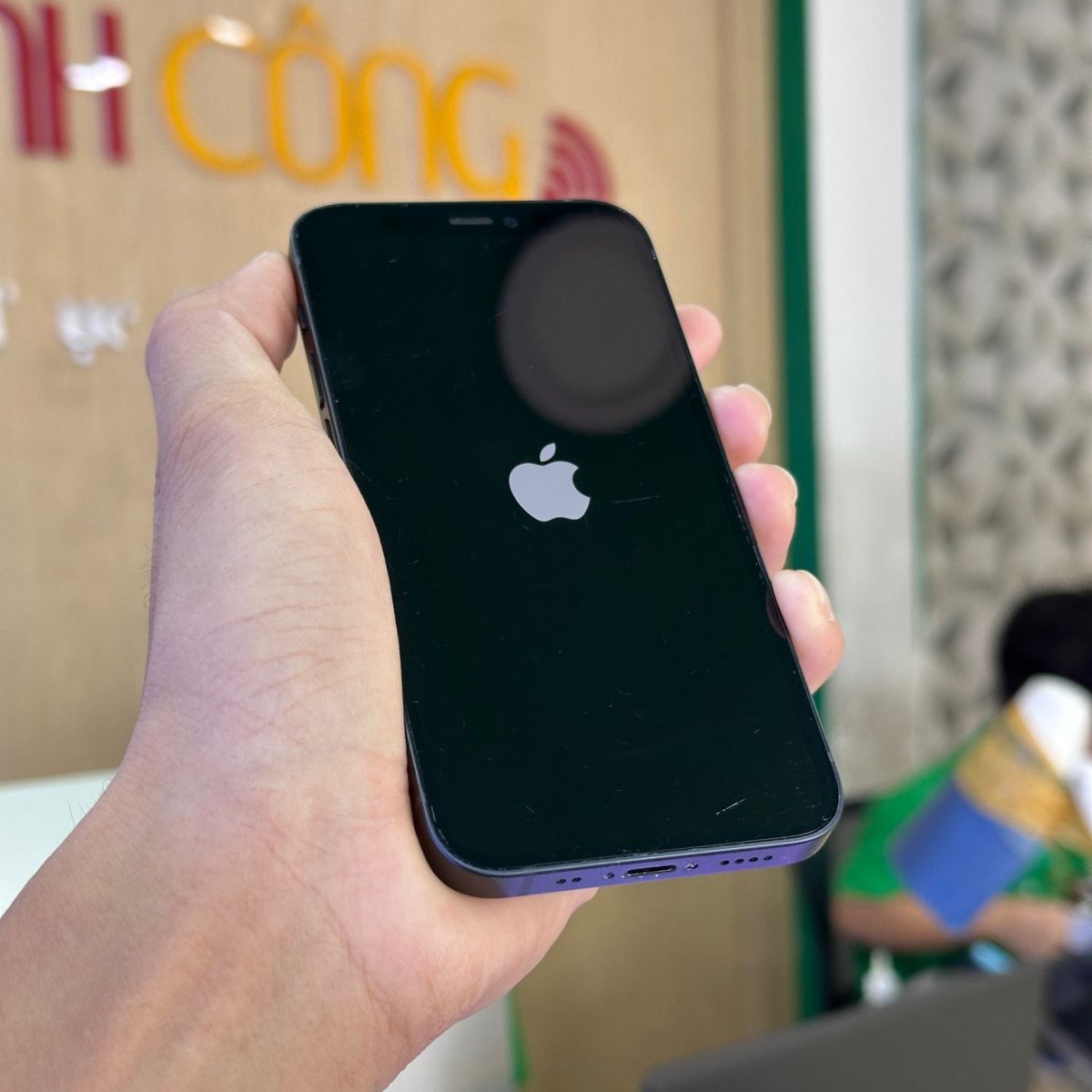 cửa hàng điện thoại uy tín TP. HCM