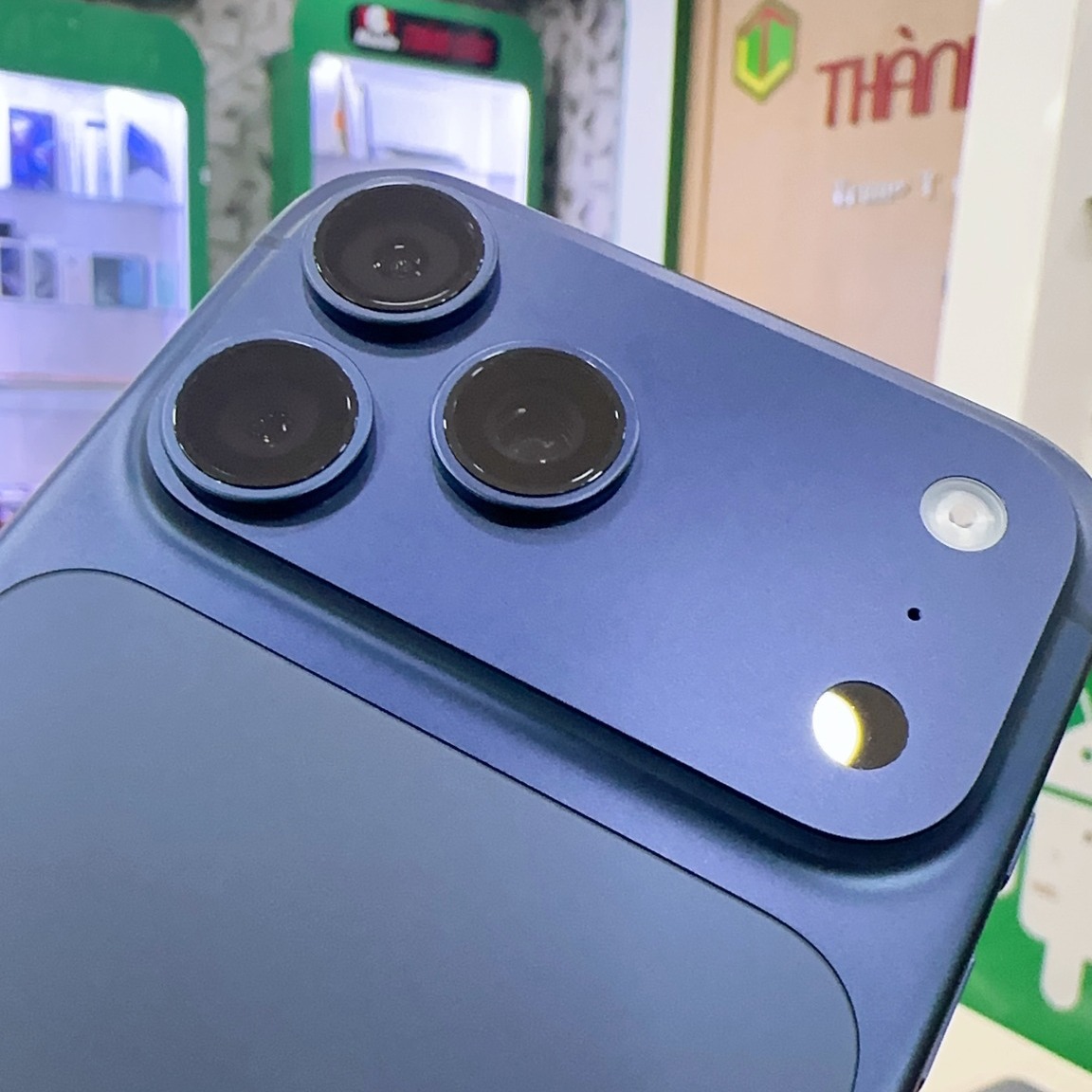 iPhone 17 tại Tân Bình